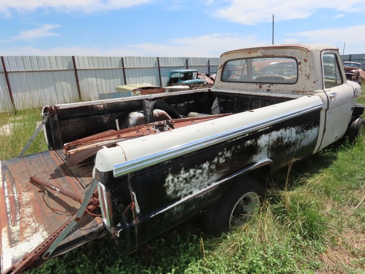 1961-ford-f100-image-4