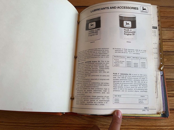 1976-john-deere-merchandise-sales-manual-image-8