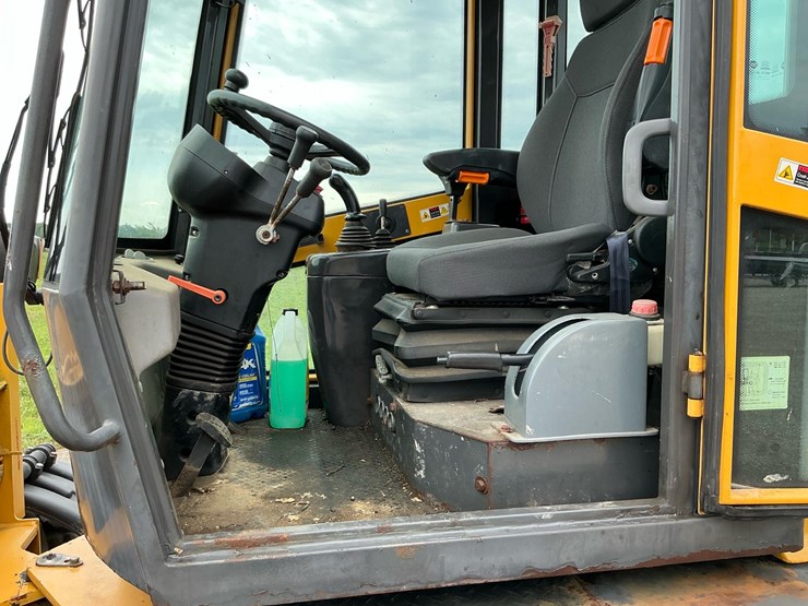 #1401-•-2019-gckm-wheel-loader*-image-44
