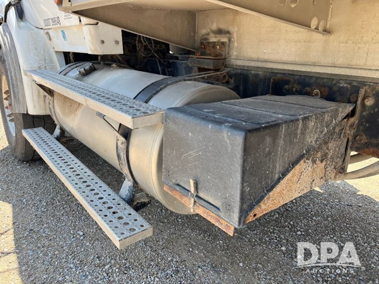 2009-sterling-feed-truck-(jn2573,-unit-2018)-image-68