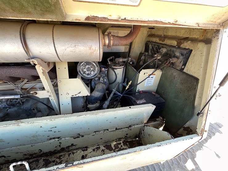 john-deere-4039-image-6