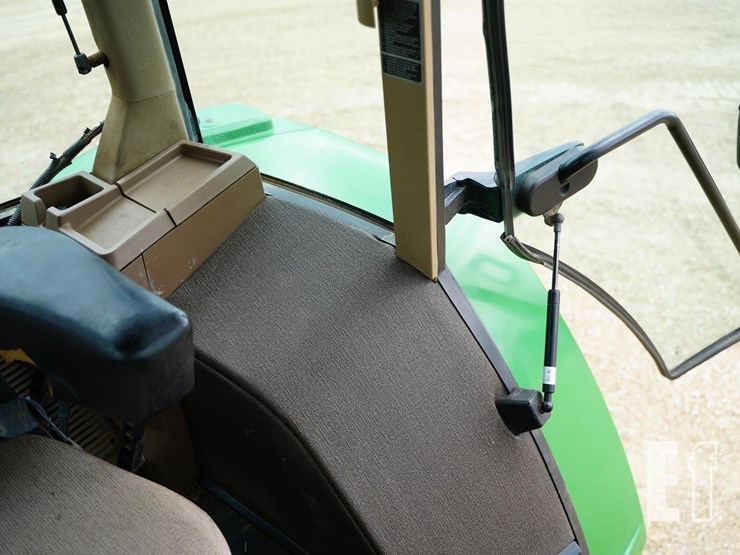 john-deere-7410-image-33