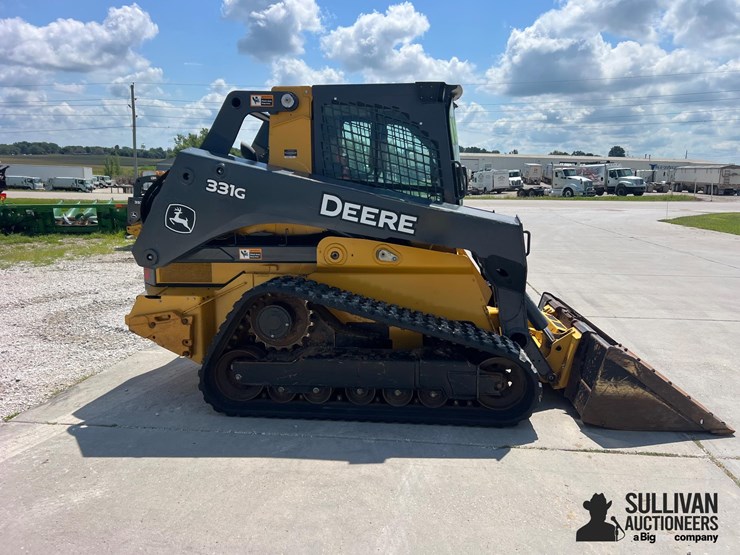 2018-deere-331g-image-4