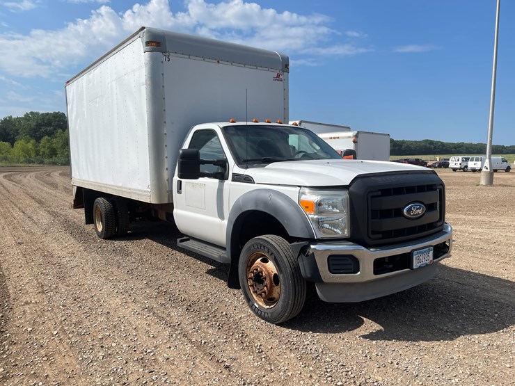 2011-ford-f550-image-7