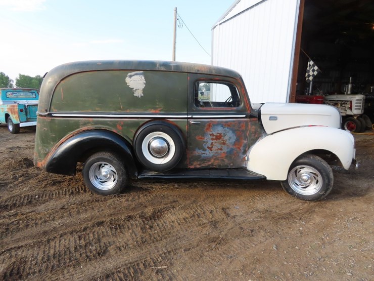 1940-ford-sedan-delivery-image-4