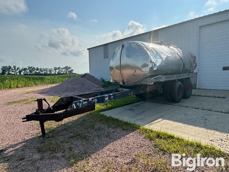 stainless-steel-t/a-tanker-tailer-image-1