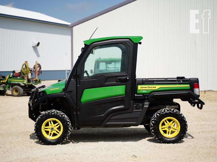 2021-john-deere-gator-xuv-835r-image-8