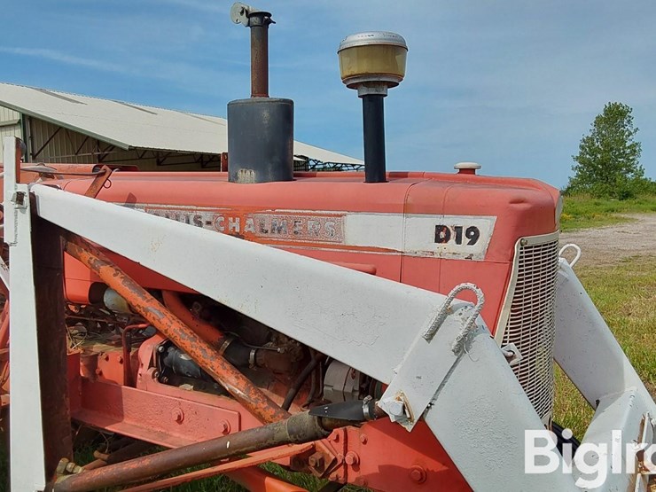 1961-allis-chalmers-d19-image-14