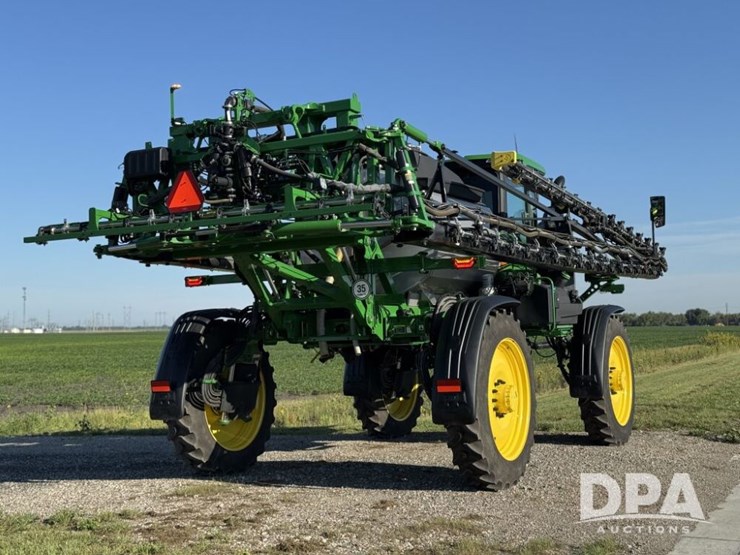 2023-john-deere-412r-image-12