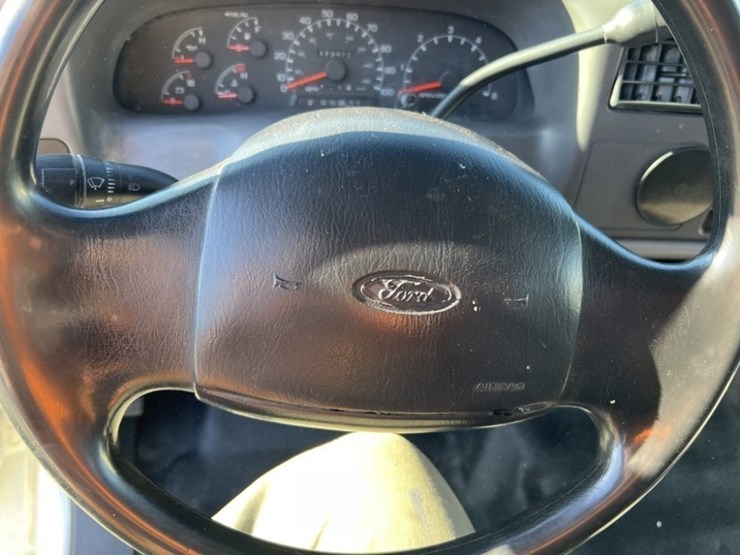 1999-ford-f550-xl-sd-image-29