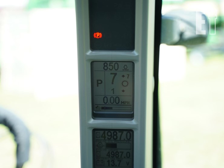 2012-case-ih-puma-185-image-41