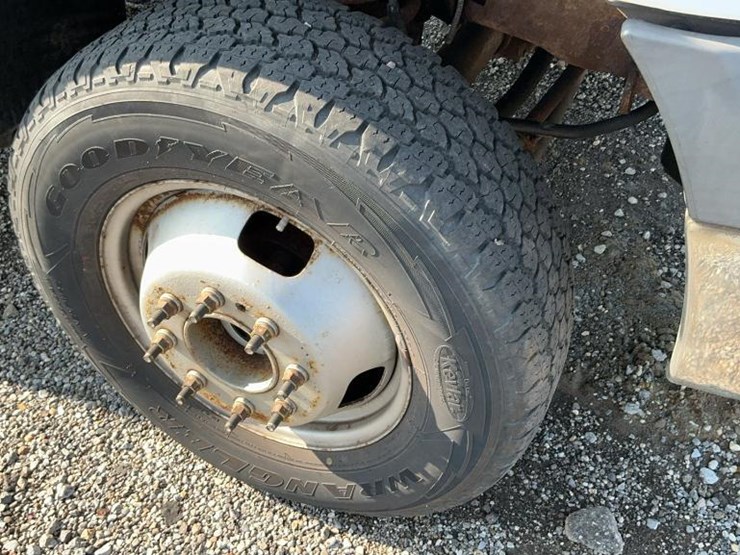 2006-ford-f350-image-38