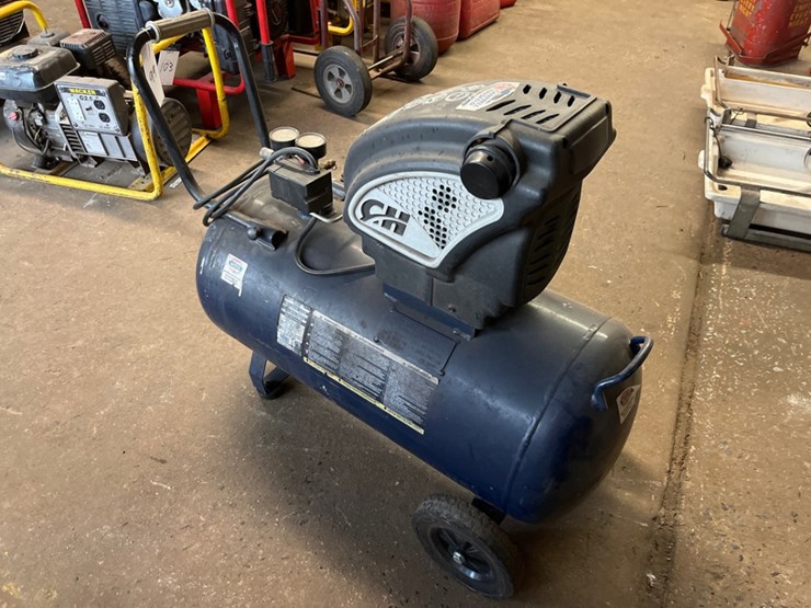 campbell-hausfeld-20-gallon-portable-air-compressor-image-2