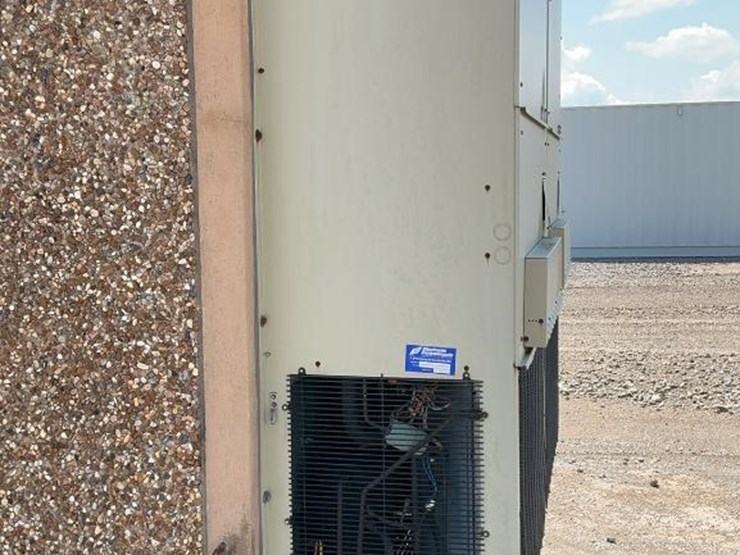#4023-•-storage-building-image-13