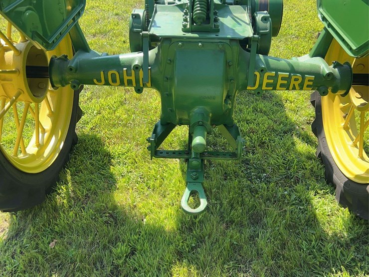 john-deere-model-b-image-42