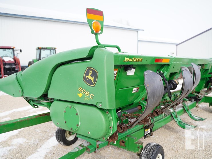 2010-john-deere-608c-image-9
