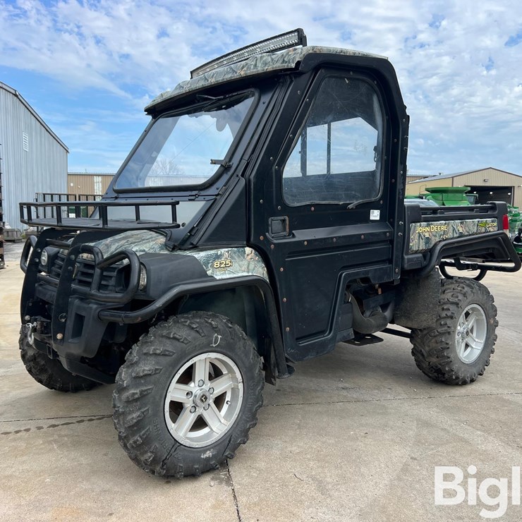 2011 JOHN DEERE GATOR