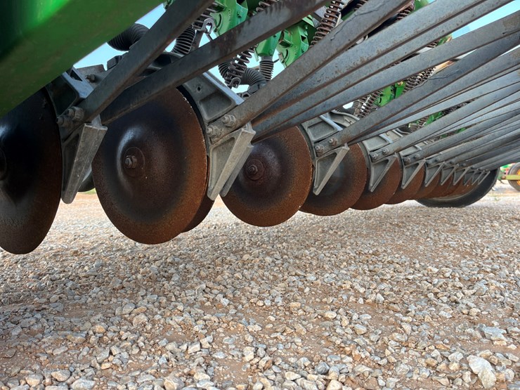 john-deere-450-image-6