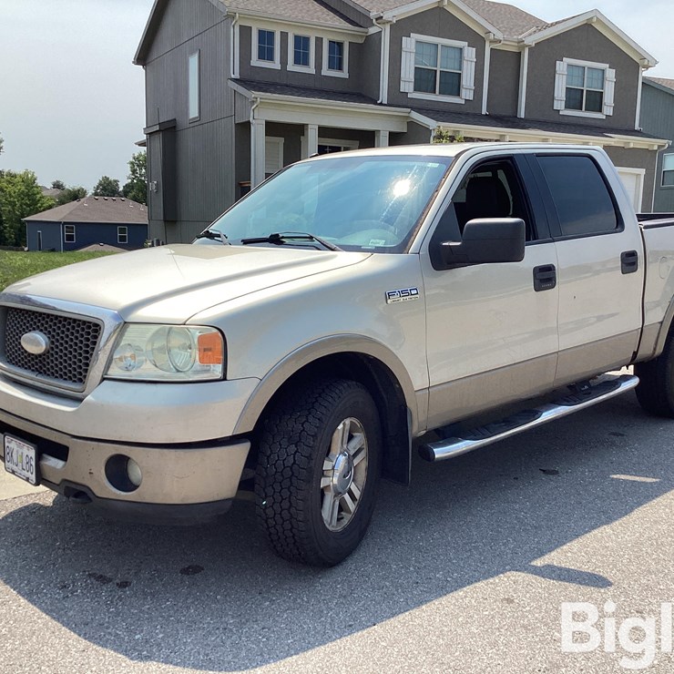 2006 FORD F150 LARIAT