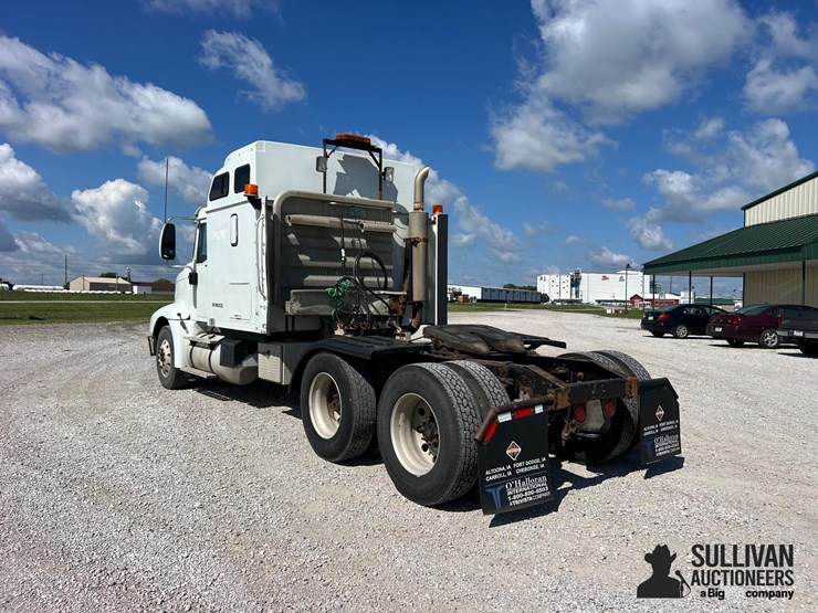 2005-international-9400i-t/a-truck-tractor-image-7