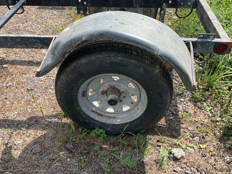 #2207-•-utility-trailer*-image-2