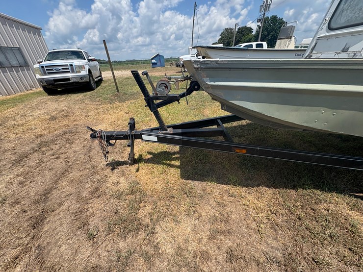 #74-•-#25995-•-17'-search-&-rescue-boat-w/75hp-outboard-motor-&-trailer-image-12