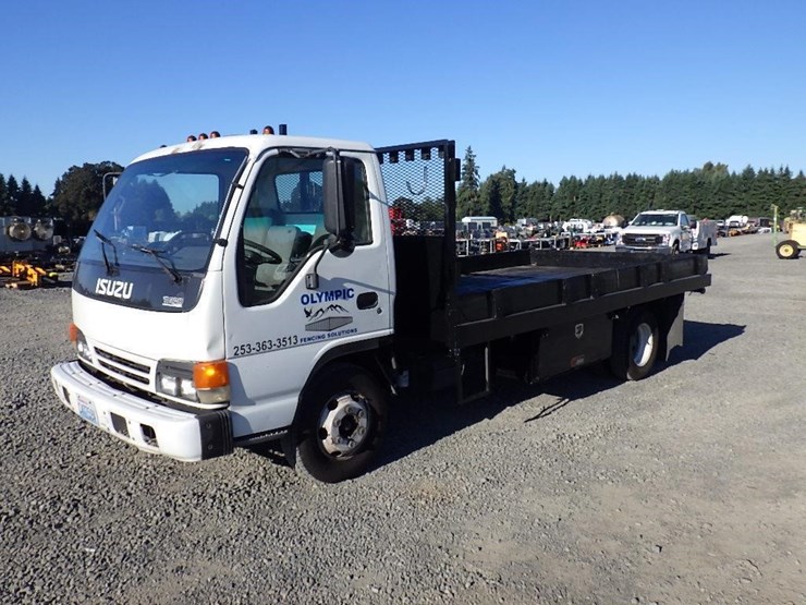 2000-isuzu-npr-image-1