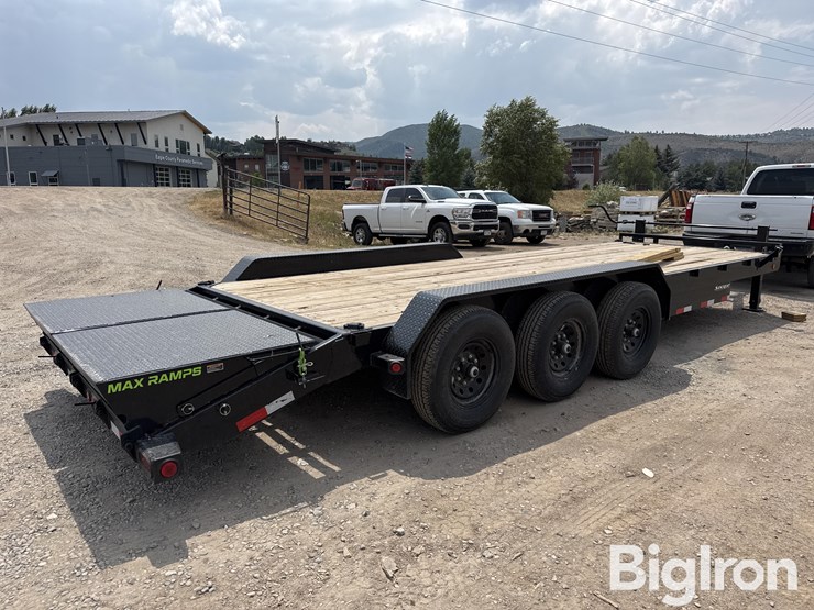 2025-load-trail-tri/a-car-hauler-trailer-image-5