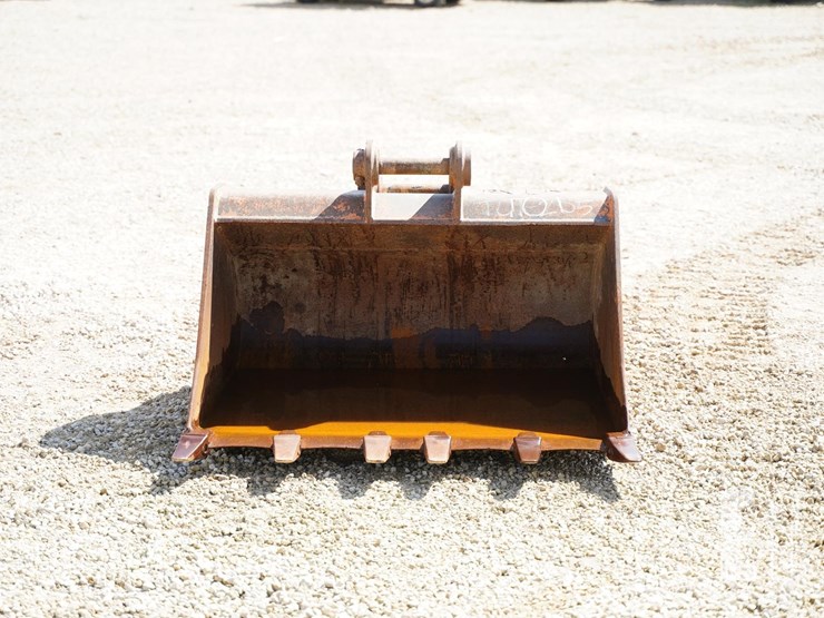 john-deere-85-image-2