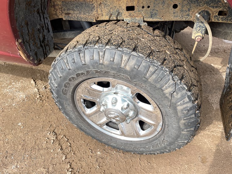 2017-dodge-ram-2500-image-30