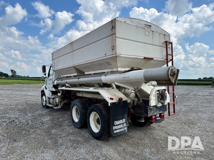 2005-sterling-dry-tender-truck-(gp11242,-unit-111565)-image-14