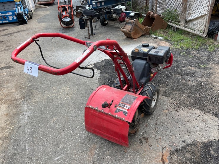troy-bilt-super-bronco-image-4