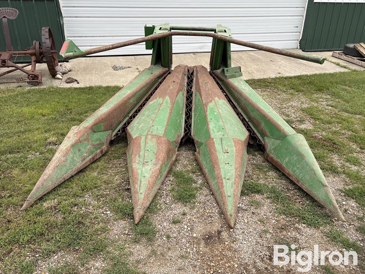 john-deere-3r30-forage-harvester-head-image-2