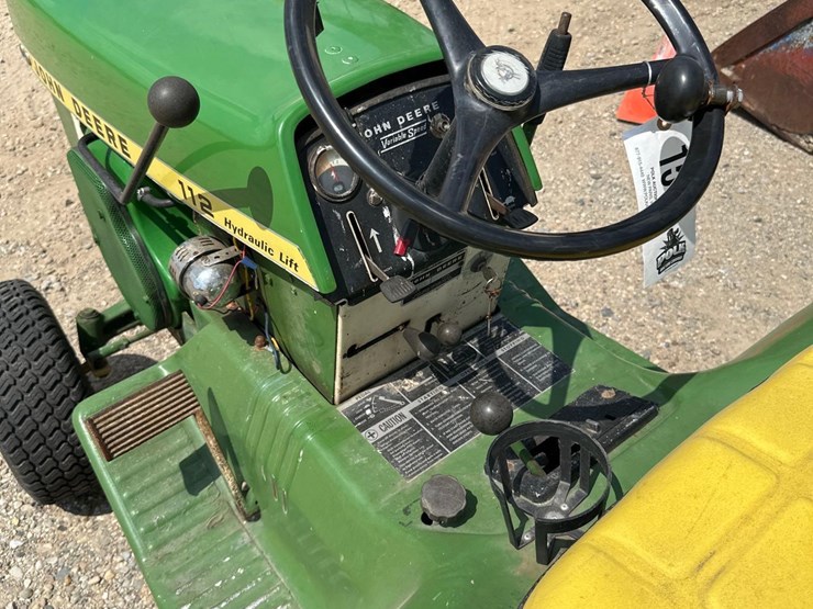 john-deere-112-image-7