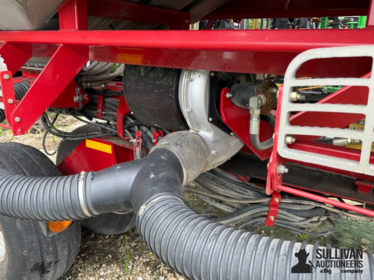 case-ih-1200-image-19