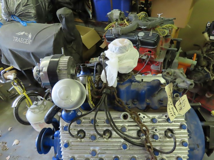 ford-flathead-motor-on-stand-image-6
