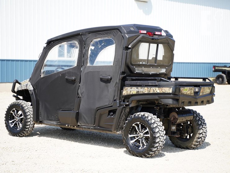 2017-john-deere-gator-image-7