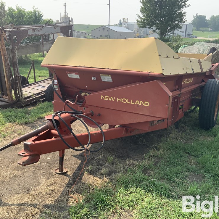 NEW HOLLAND 155