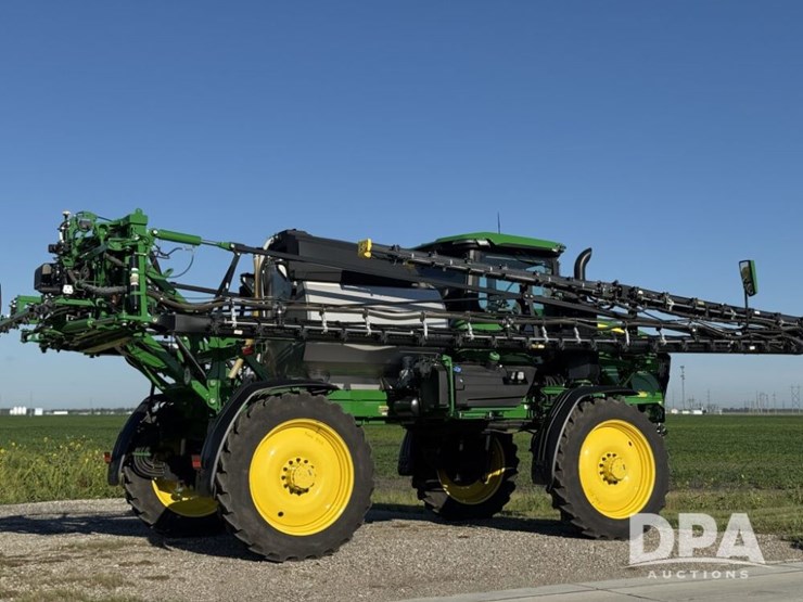 2023-john-deere-412r-image-8