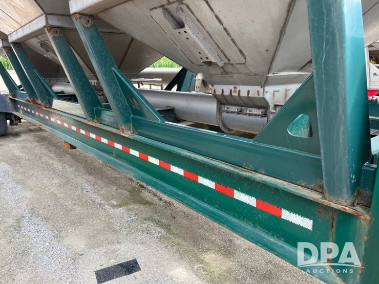 2015-b-b-dry-tender-trailer-(jn2633)-image-26