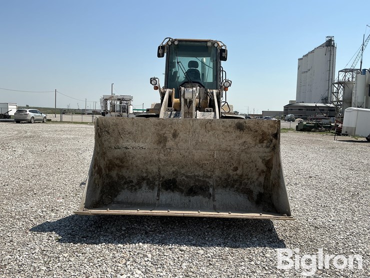 deere-624k-image-2