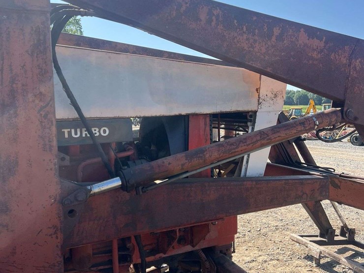 case-451-cab-tractor-w/-loader-*inop-image-19