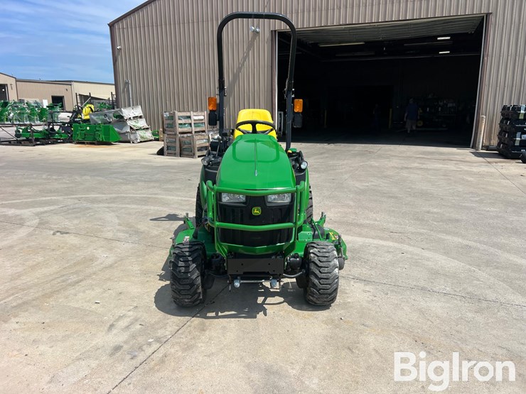 2018-john-deere-1025r-image-2