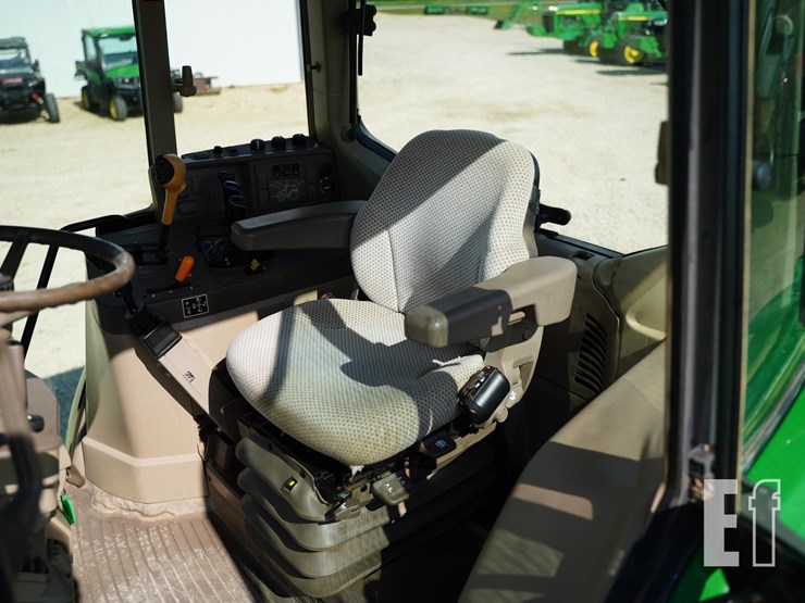 2018-john-deere-6120m-image-28