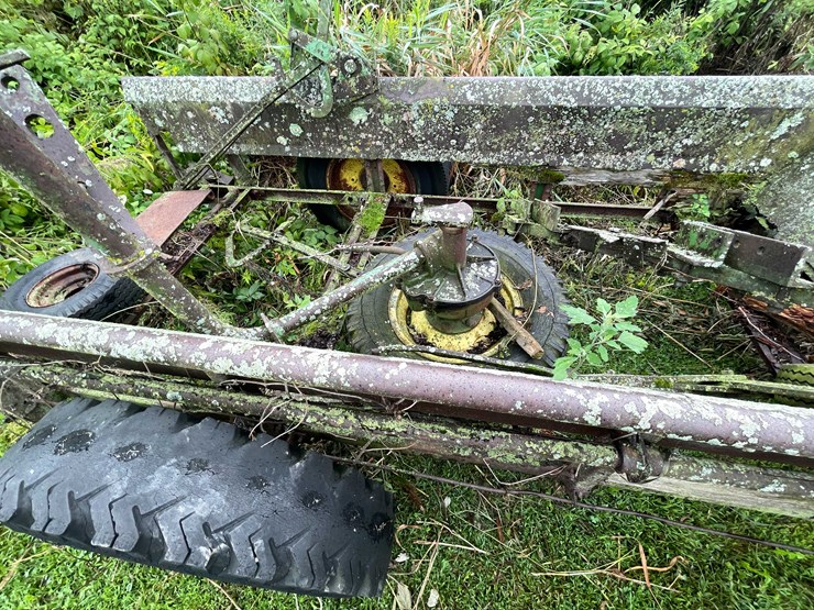 #7467-•-john-deere-trailer-frame-image-23