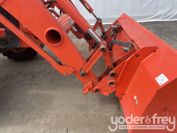 2020-kubota-mx5400hst-image-12
