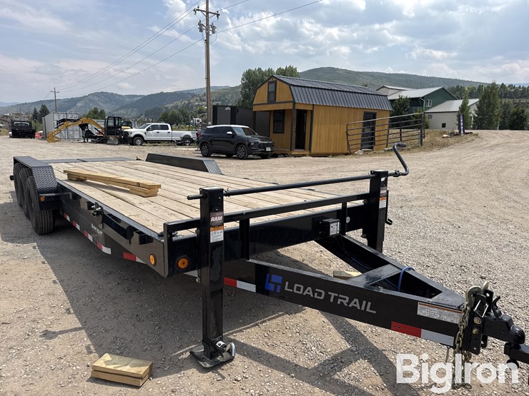 2025-load-trail-tri/a-car-hauler-trailer-image-3