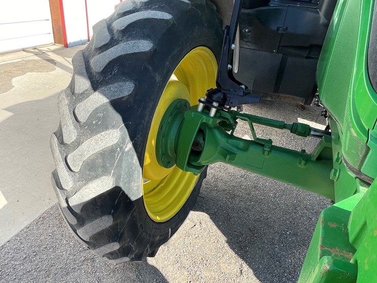 john-deere-6155m-image-78