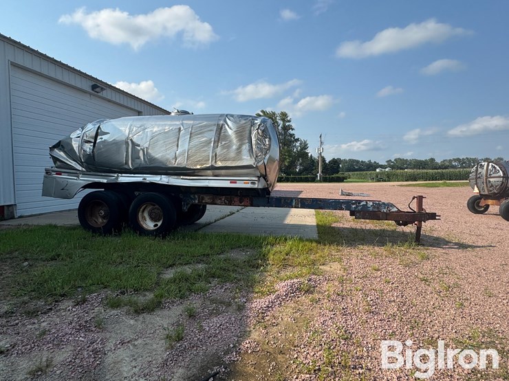 stainless-steel-t/a-tanker-tailer-image-4