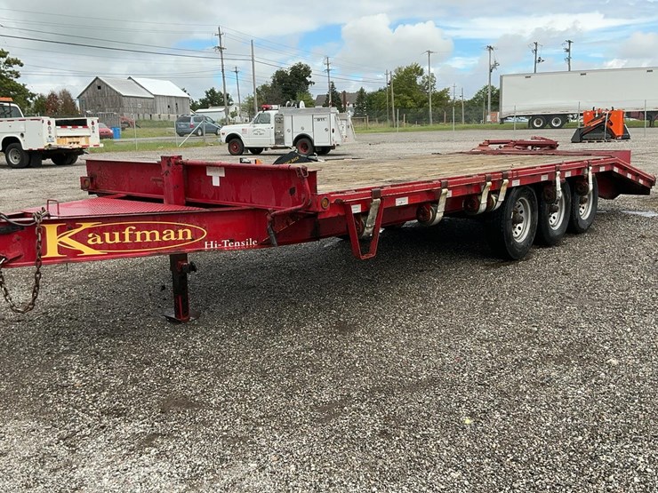 #2204-•-2017-kauffman-equipment-trailer*-image-1
